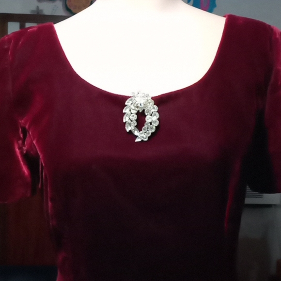 Vintage Velvet "  Sante Fe"  Made In USA Holiday  pencil Dress . Sz 6 - Picture 3 of 9